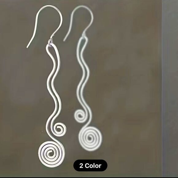 Silvery Spiral Dangle Boho Earrings NWT - Picture 2 of 4